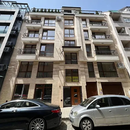 Elements Stylish 1bdr W High Speed Wifi And Work Space Apartment